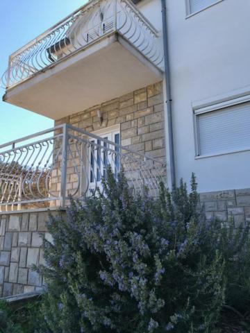 Apartmani Mima Nečujam Exteriör bild